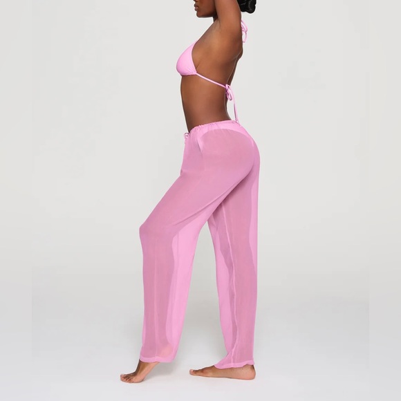 Skims Silk Chiffon Cover Up Drawstring Pant Sz XXS in Light Pink
Used once - Picture 3 of 5